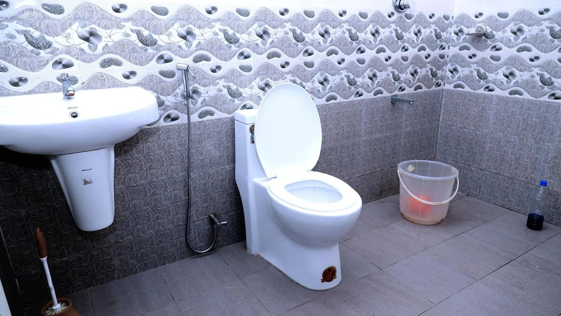Clude Cottage מונאר 0*,  הודו